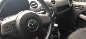 Mazda2 DE Cockpit und Mittelkonsole