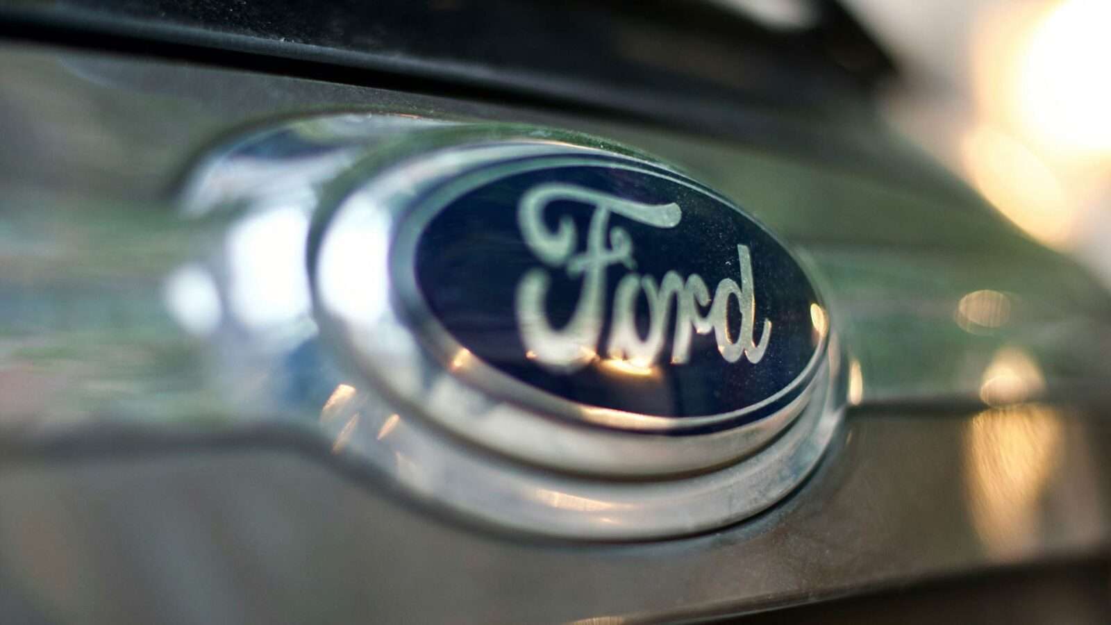 Ford ruft drei Modelle zurueck