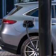 Darum sind gebrauchte E-Autos so teuer