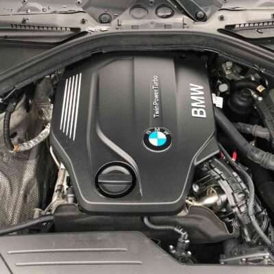 BMW B47 Vierzylinder-Dieselmotor im Motorraum