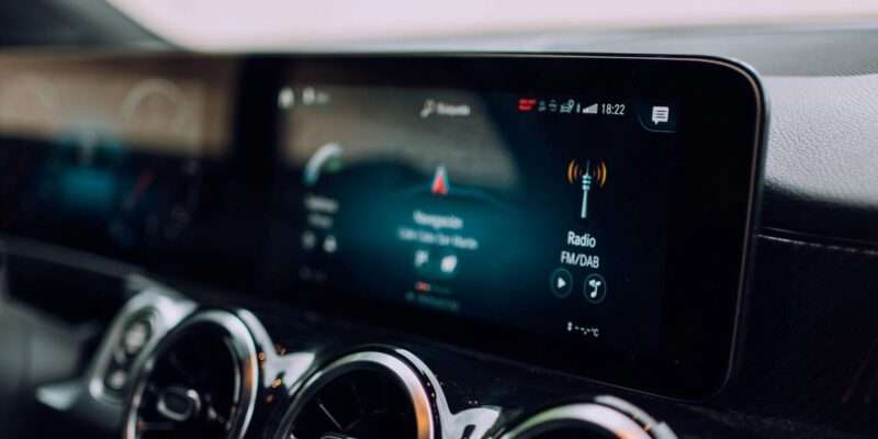 Beim Autokauf ist Internet vielen wichtiger als die Marke