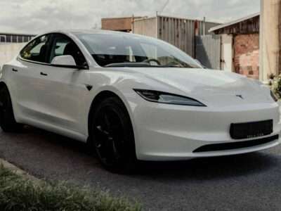 Tesla ruft Model 3 zurück